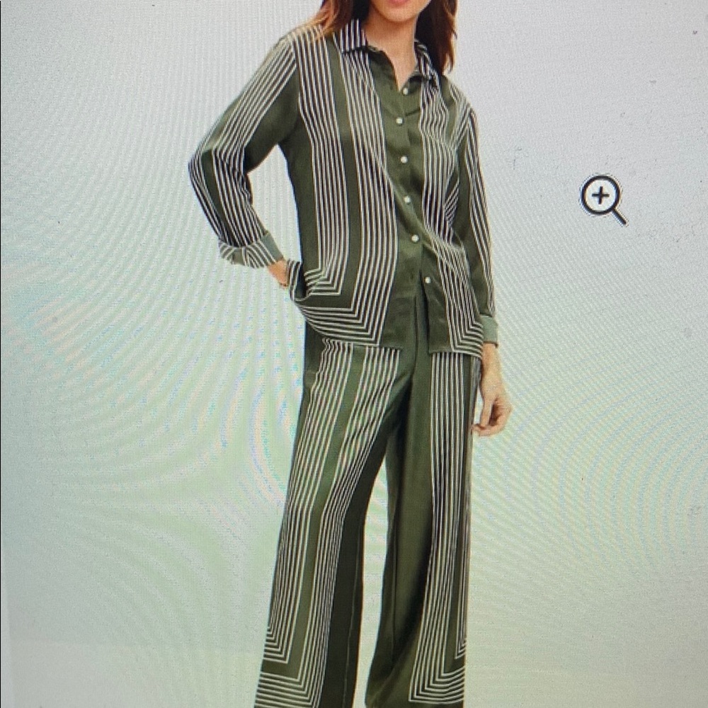 LOFT Geometric Striped  Top And Wide-Leg Pants Set